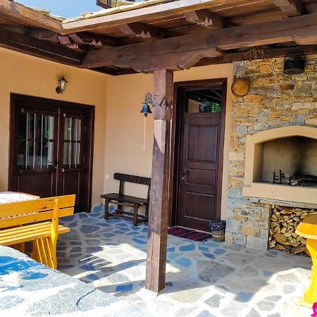 Rimovata Kashta Guest House Leshten Bagian luar foto